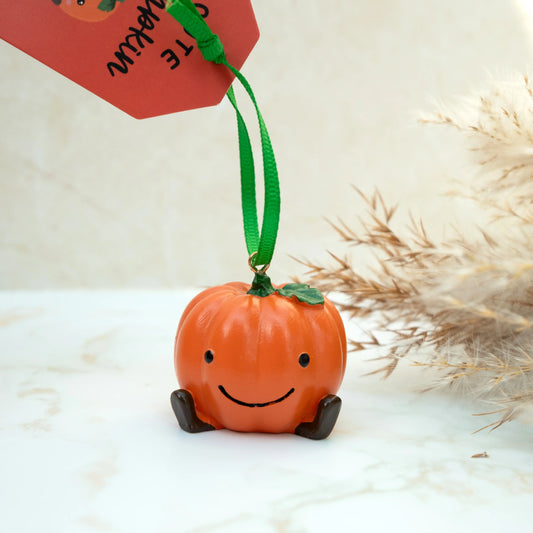 Smiling pumpkin hanging ornament