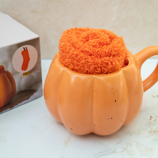Pumpkin Mug With Socks - Three Bears Emporium
