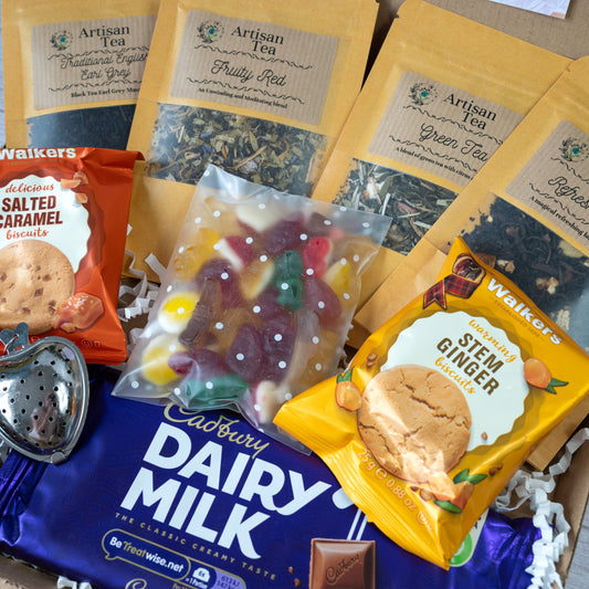 Tea and Treat Delight Hamper | Letterbox - Three Bears Emporium