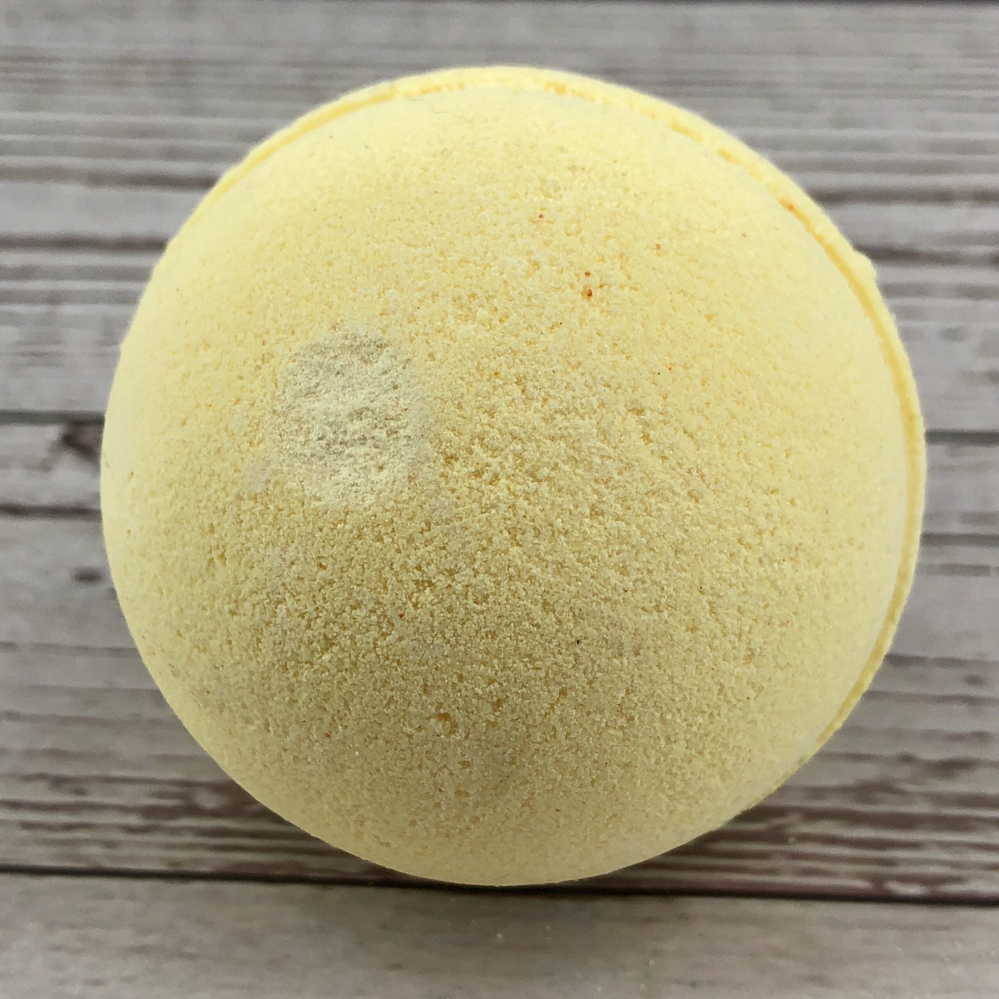 Chamomile & Grapefruit bath bomb