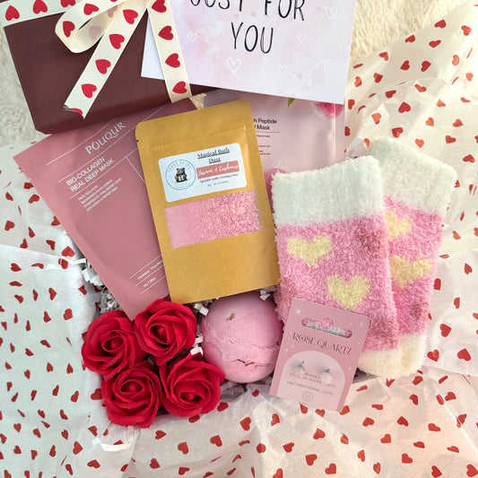 Gifting set with bath bombs, bath salts, and cosy socks. All the Love Pamper Box