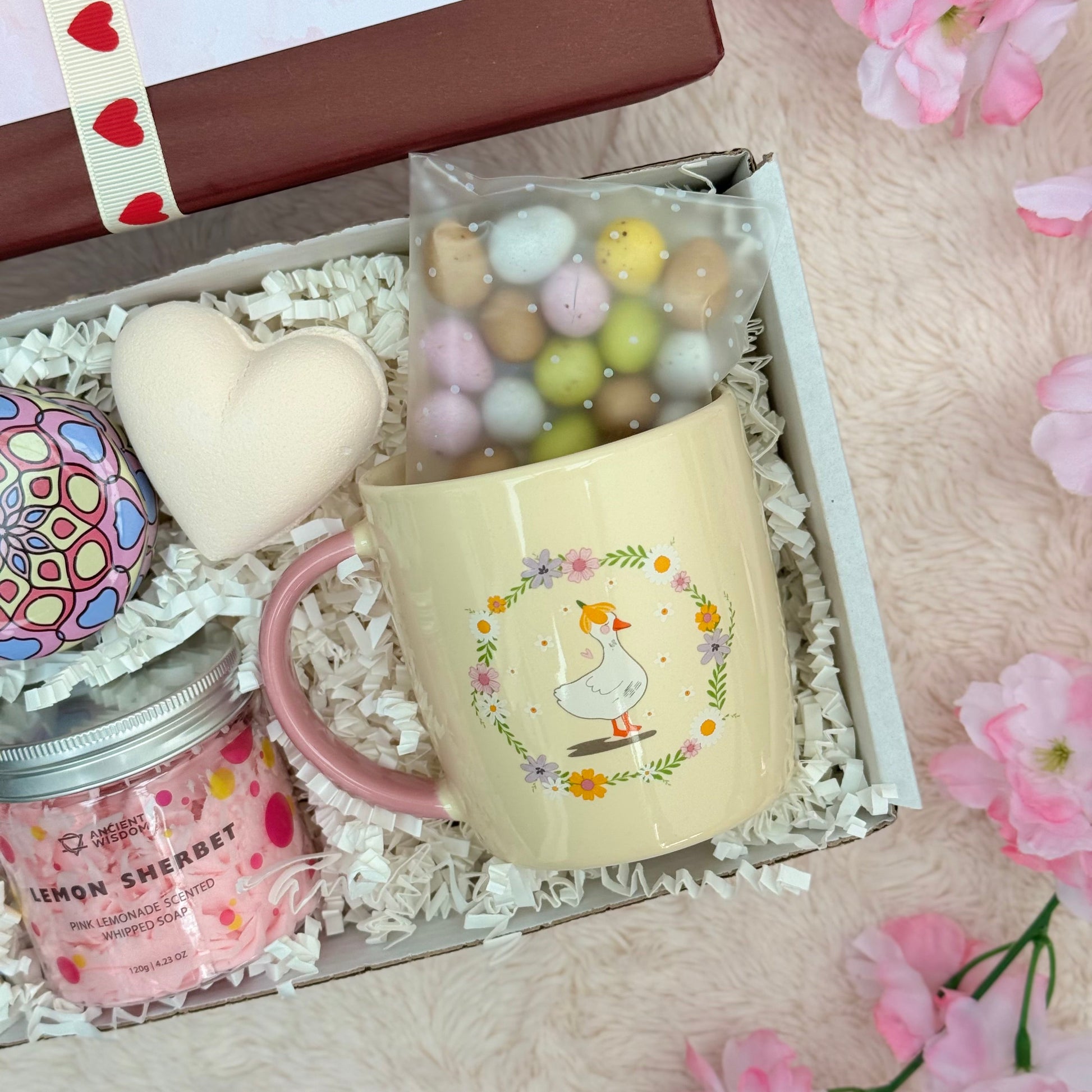 Blossom & Brew Hamper - Three Bears Emporium