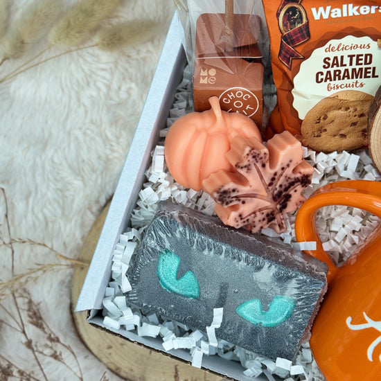 Cosy Autumn Nights Boo Basket Gift Hamper - Three Bears Emporium