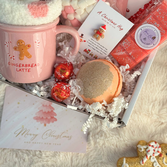 Cosy Gingerbread Christmas Set - Three Bears Emporium