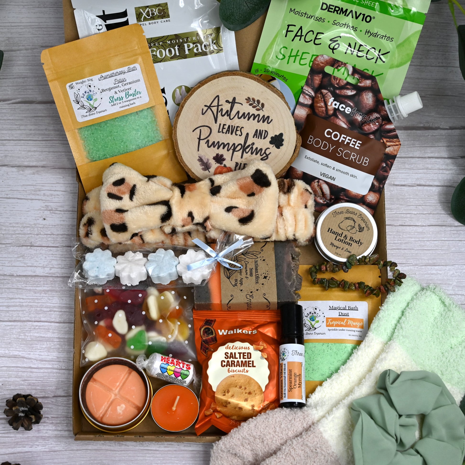 Cozy Autumn Pamper Hamper - Three Bears Emporium