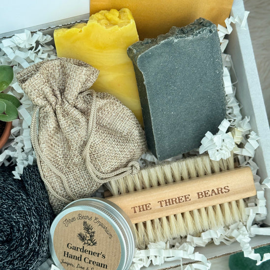 Down to Earth | Men's Gardening Hamper - Three Bears Emporium