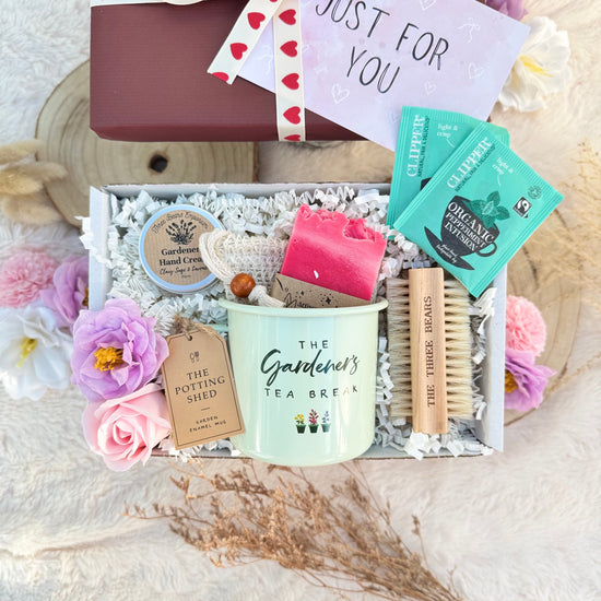 Tea in the Garden Hamper | Gift For Gardeners - Three Bears Emporium