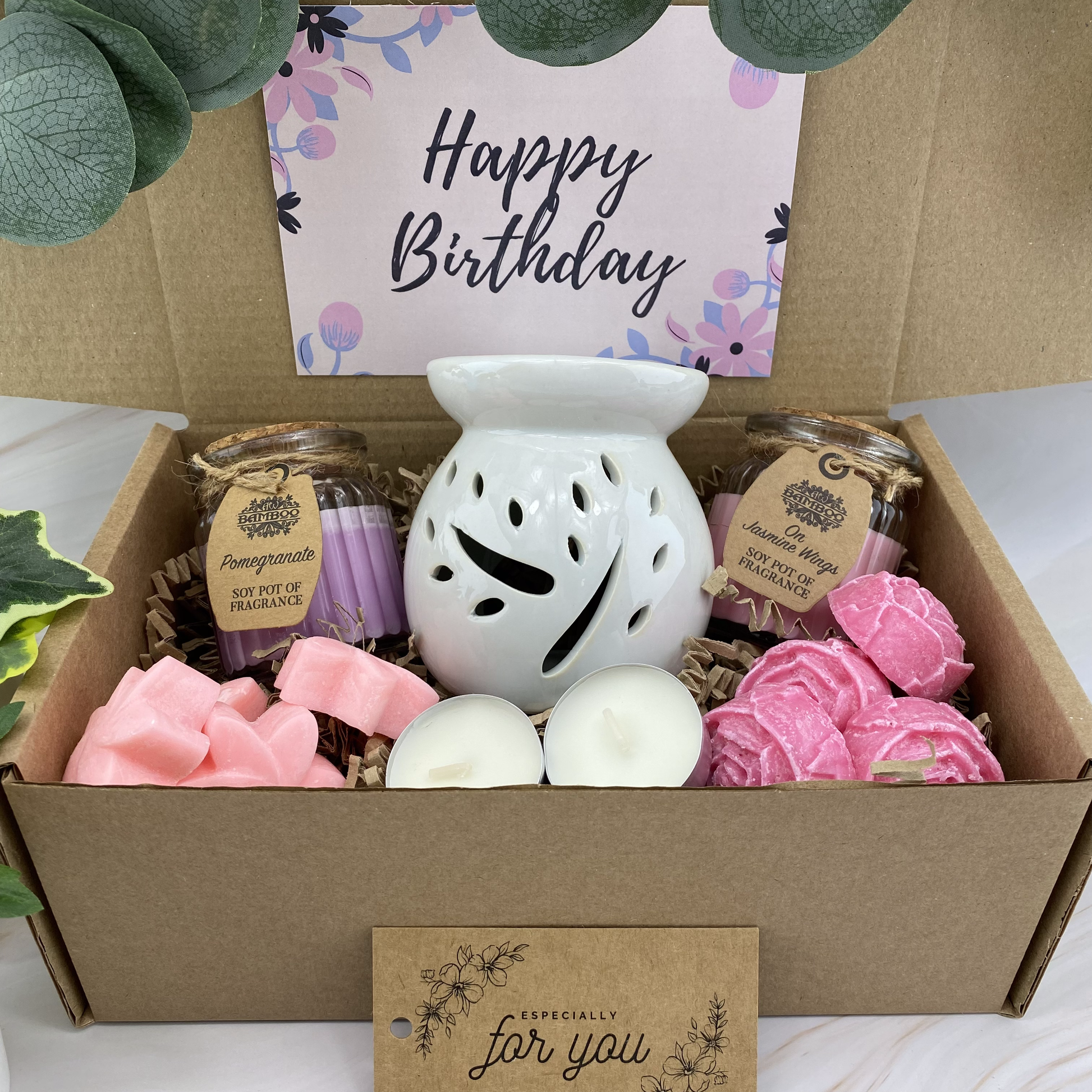 Mom birthday hotsell gift box